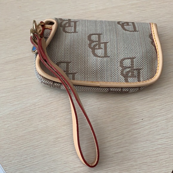 Dooney & Bourke (3) - Picture 2 of 6